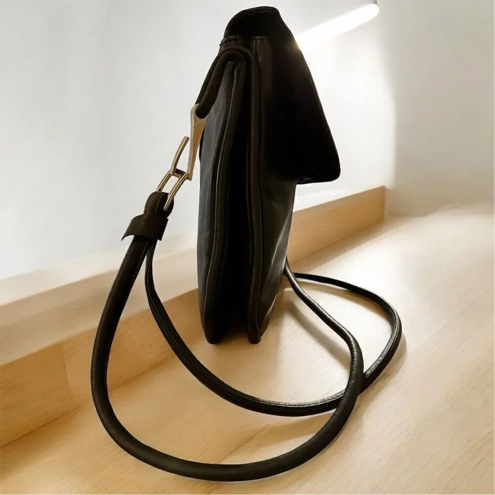 Apostrophe Women's Black Leather Crossbody Shoulder Bag Medium Size